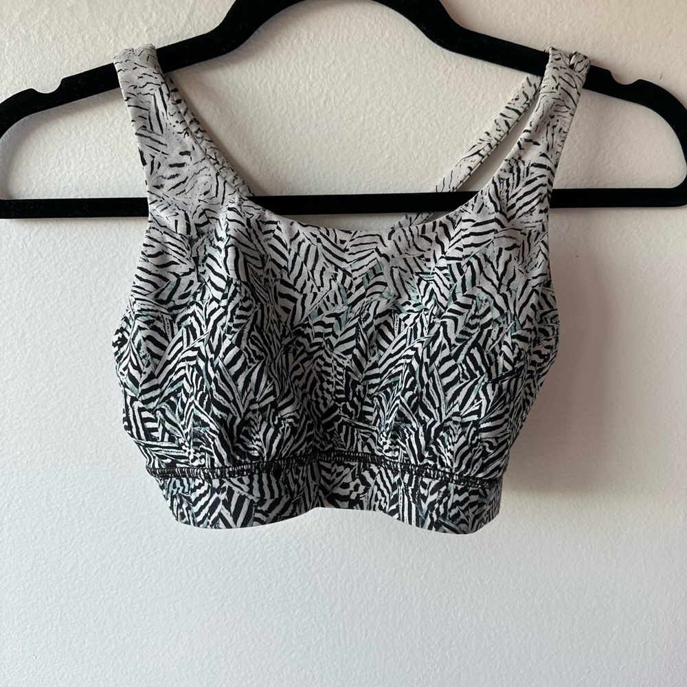 Lululemon Sports Bra Size 4